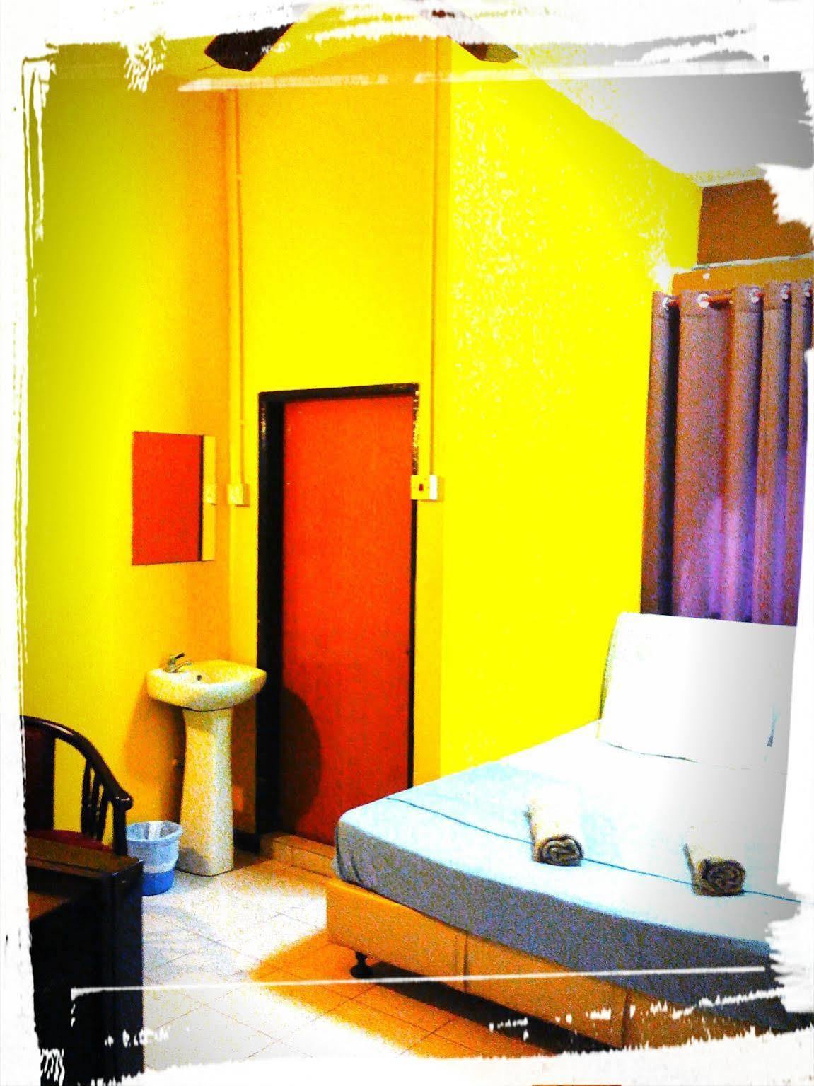 Hotel Teratai Tenang Kuala Terengganu Exteriér fotografie